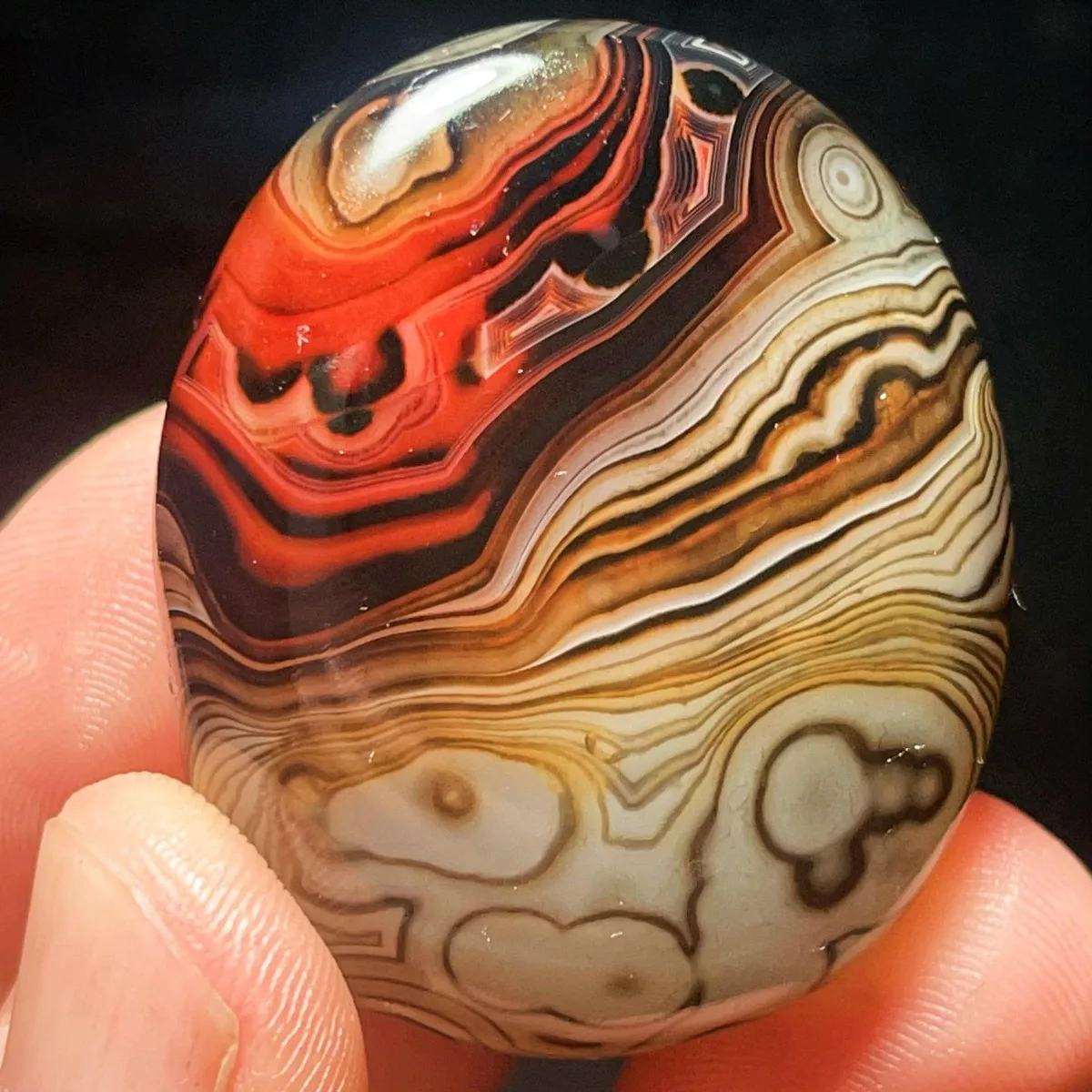 4PC Smooth Texture Banded Agate Palm Stone, Polished Tumbled, Stripe Pattern, Terrarium Decor, Natural Stone, Crystal Collection
