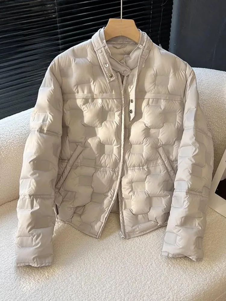 冬の女性用ホワイトダックダウンスタンドカラーダウン暖かいコートワイドウエストウィンドブレーカージャケットエレガントな女性用ショートスタイル軽量