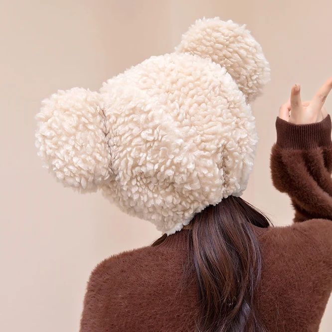 Sombrero cálido de felpa gruesa para mujer, gorro de oso de imitación de Cachemira, al aire libre con dibujos animados, interesante y novedoso, color blanco, para invierno