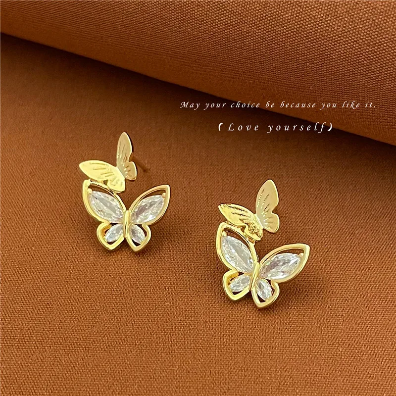 Korea Sweet Zircon Butterfly Stud Earrings for Women Exquisite Female Party Jewelry