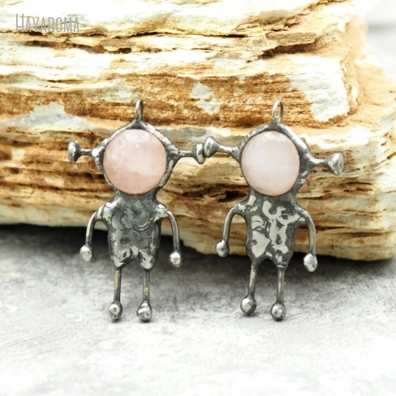 10Pcs Wholesale Antique Silver Color Tin Rose Quartzs Crystal Vintage Style Handmade Jewelry Soldered Spaceman Pendant PM41995