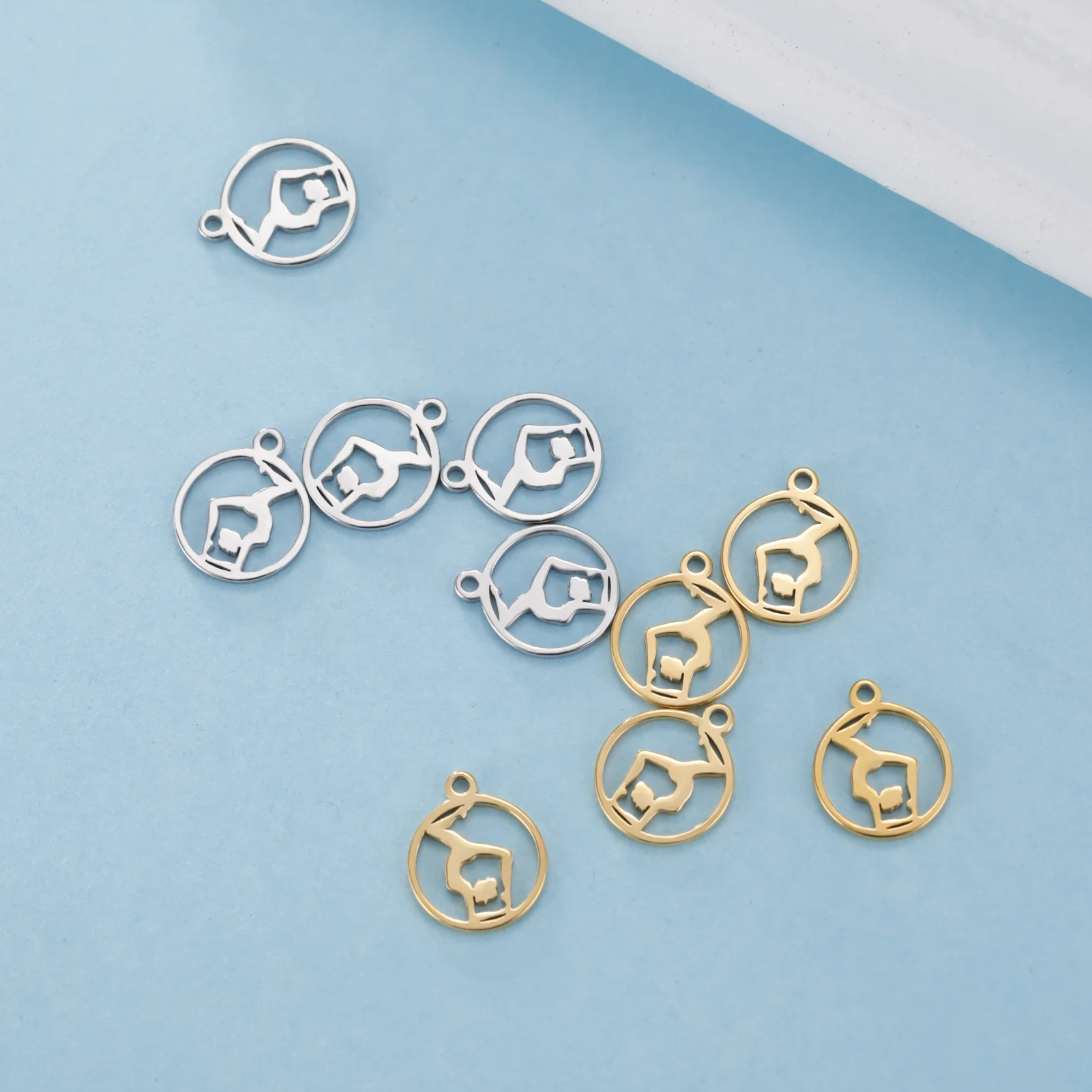 EUEAVAN 5 sztuk DIY Charms gimnastyczka Sporter gimnastyka Charms na naszyjnik bransoletka tworzenia biżuterii wisiorek hurtownia