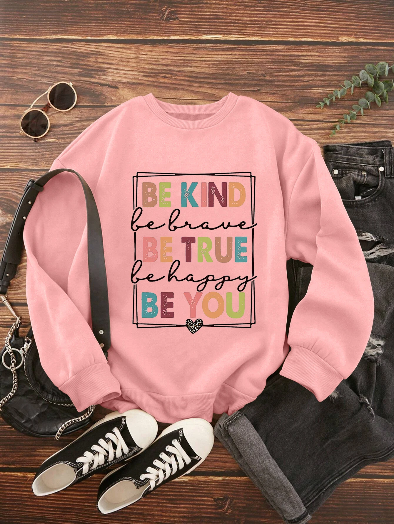 

2024 Slogan Sweatshirt Women Be Kind Be True Be You Letter Print Thin Pullover for Daily Wear Spring & Summer