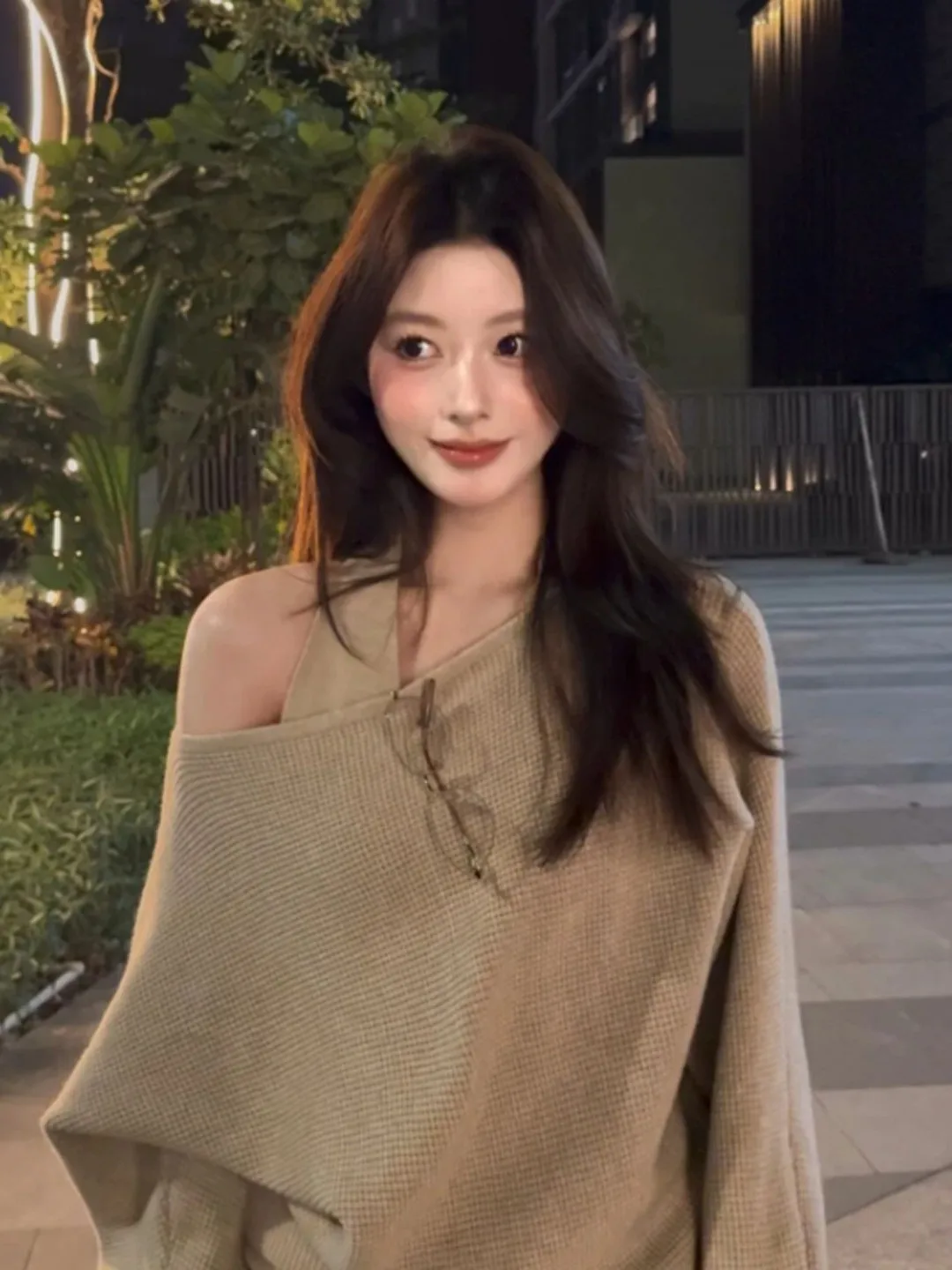 

Корейский вязаный комплект из свитера и топа: уникальный и красивый комплект из двух предметов для небольших размеров, весенняя мода