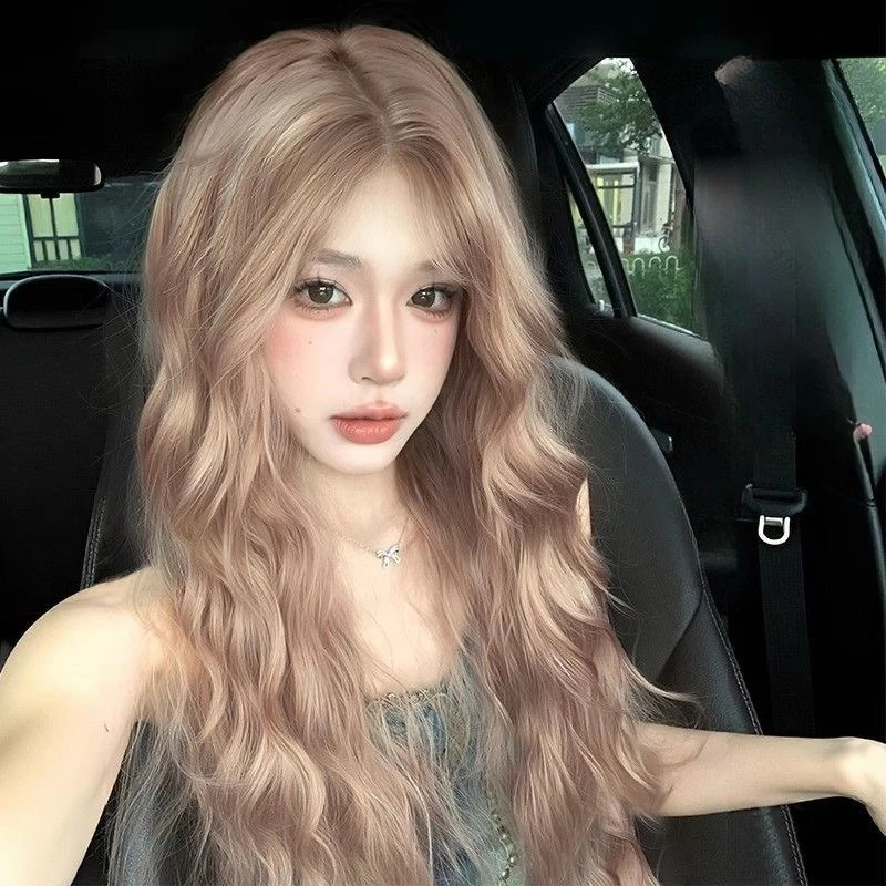 

Synthetic Women's Hair Wigs - Fair Skin Enhancing Peach-Umber Wave Full Head Wig with Middle Part Long Curly Hair