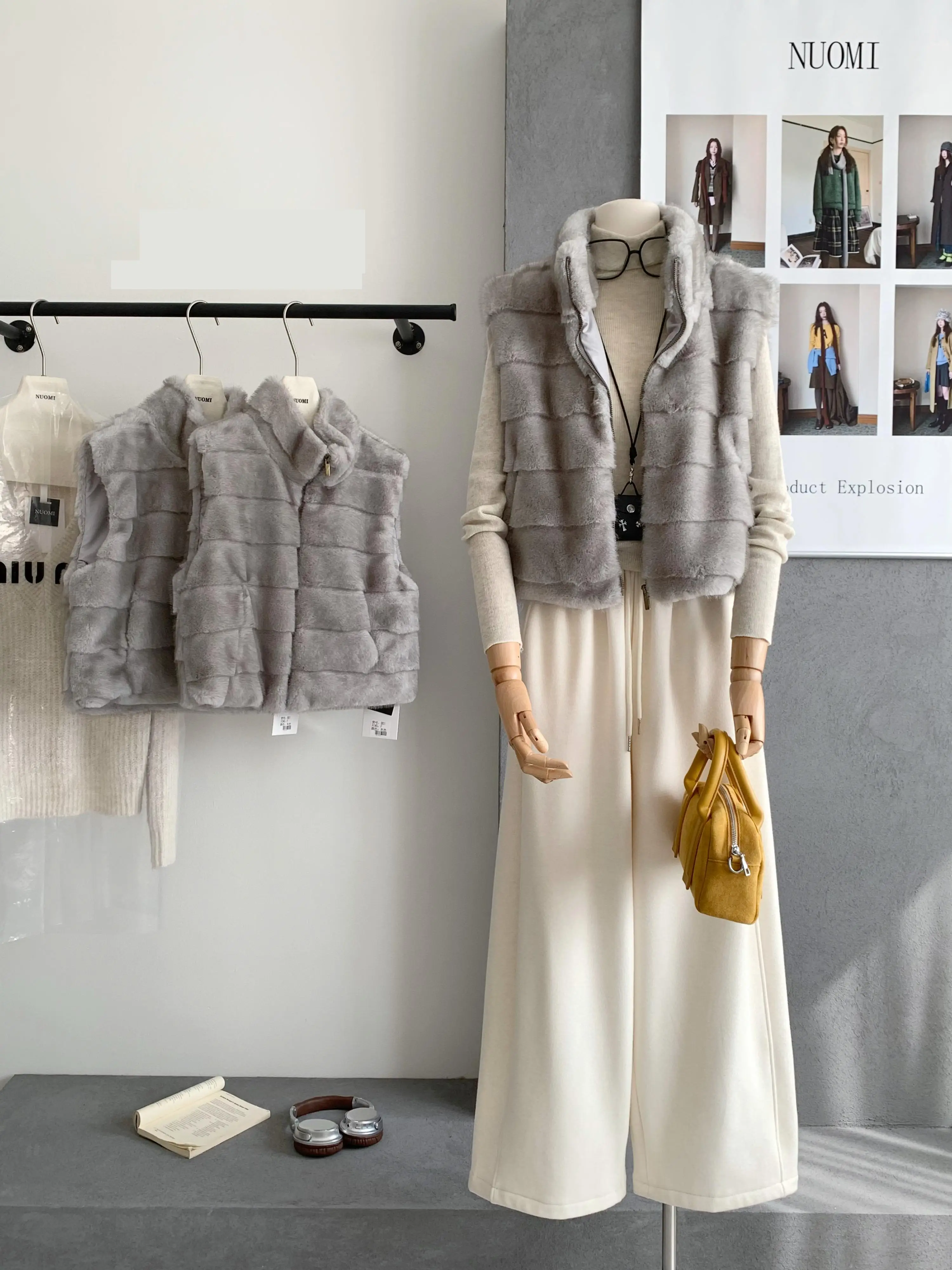 Women's Autumn Winter Faux Mink Hair Sleeveless Vest Outwear Lady Streetwear Zip Up Stripe Loose Faux Fur Vest Top