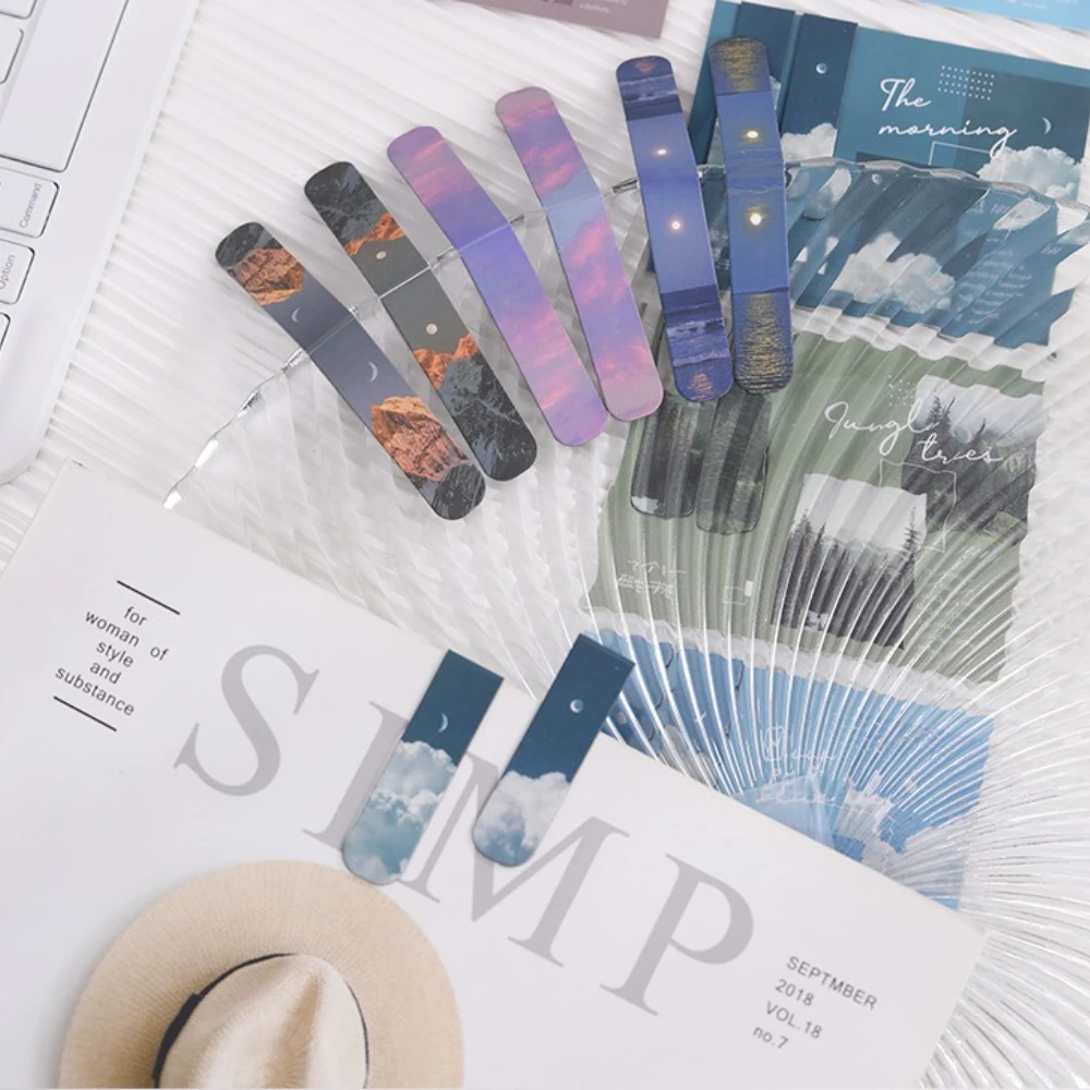 

2pcs/set Fantasy Clouds Sun Moon Magnetic Bookmarks Students Books Page Holder Reading Items Korean Stationery Office Supplies