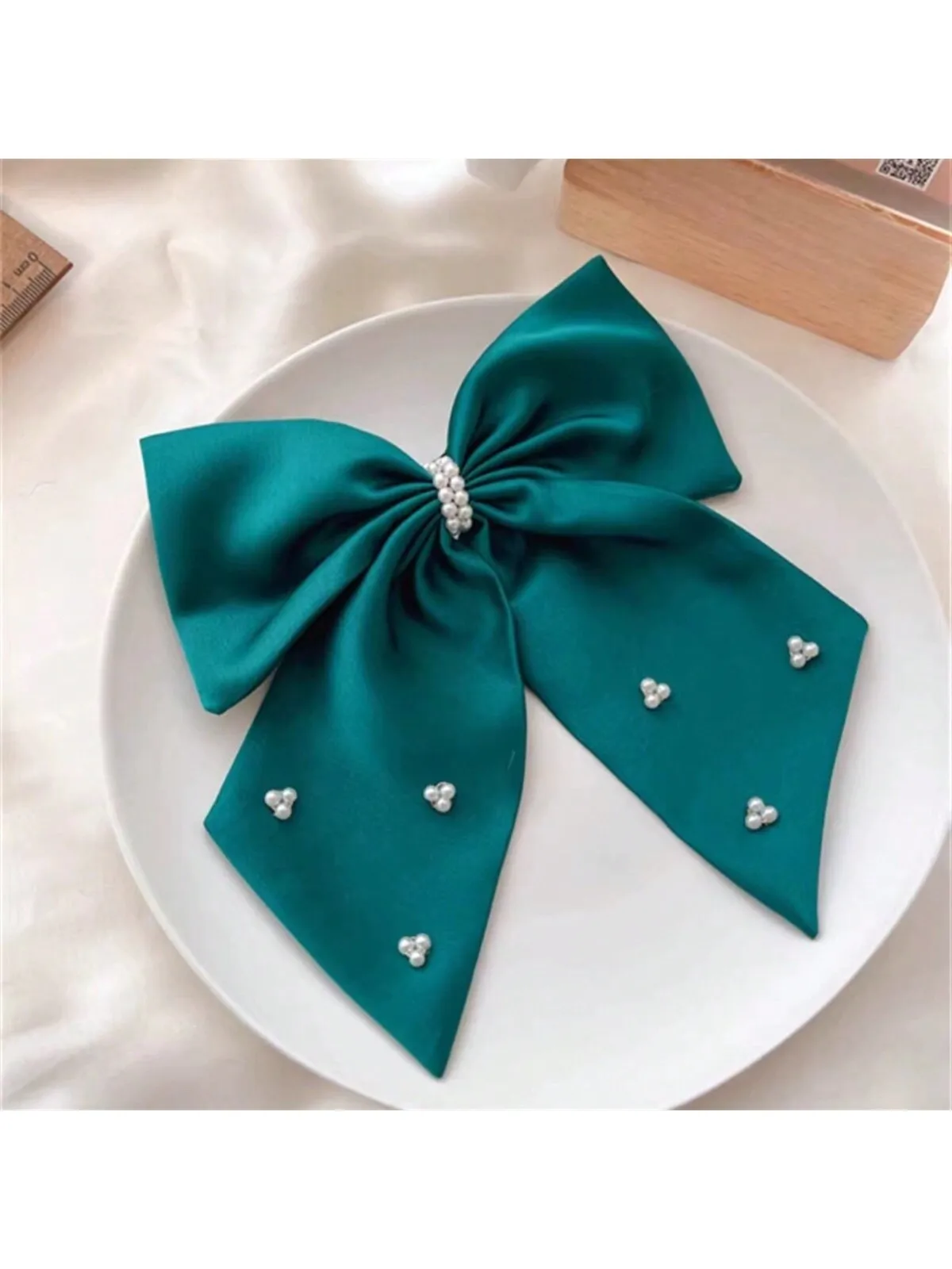 1 Women\'s spring new solid color pearl bow hairpin Fashion back head hairpin Top clip Spring clip Hairpin hair accessories