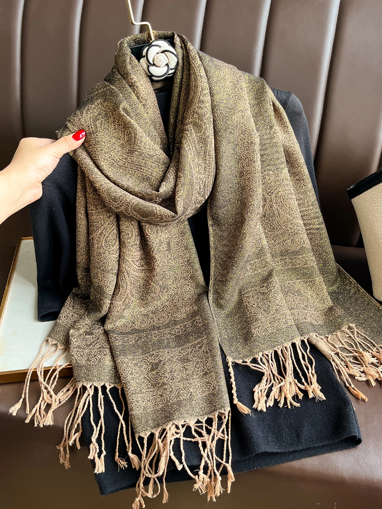 

New Ethnic Autumn Pashmina Hijab Shawl Muslim Women Warm Winter Scarves Luxury Jacquard Female Foulard Hijab Stoles Headscarf