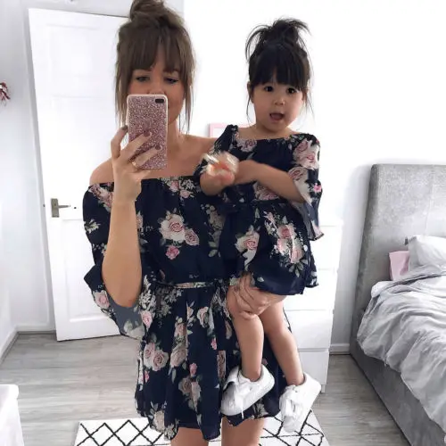 New Family Matching Dress Floral Print Off Shoulder Flare Dresses Fashion Round Neck Boho Midi Dress Beach Sundress Holiday