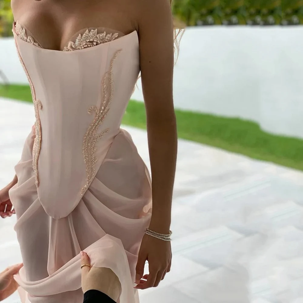 Vestido de noche rosa rubor drapeado hecho a mano, gasa desnuda, corsé de malla transparente, abertura larga, encaje de cristal, vestido personalizado para boda y graduación