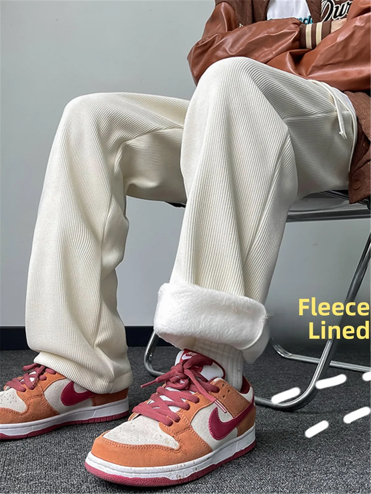 

Thiened Fce Lined Corduroy Sports Sweatpants Men's Loose Wide Leg Pants Retro Hong Kong Sle Autumn Warm Casual Trousers