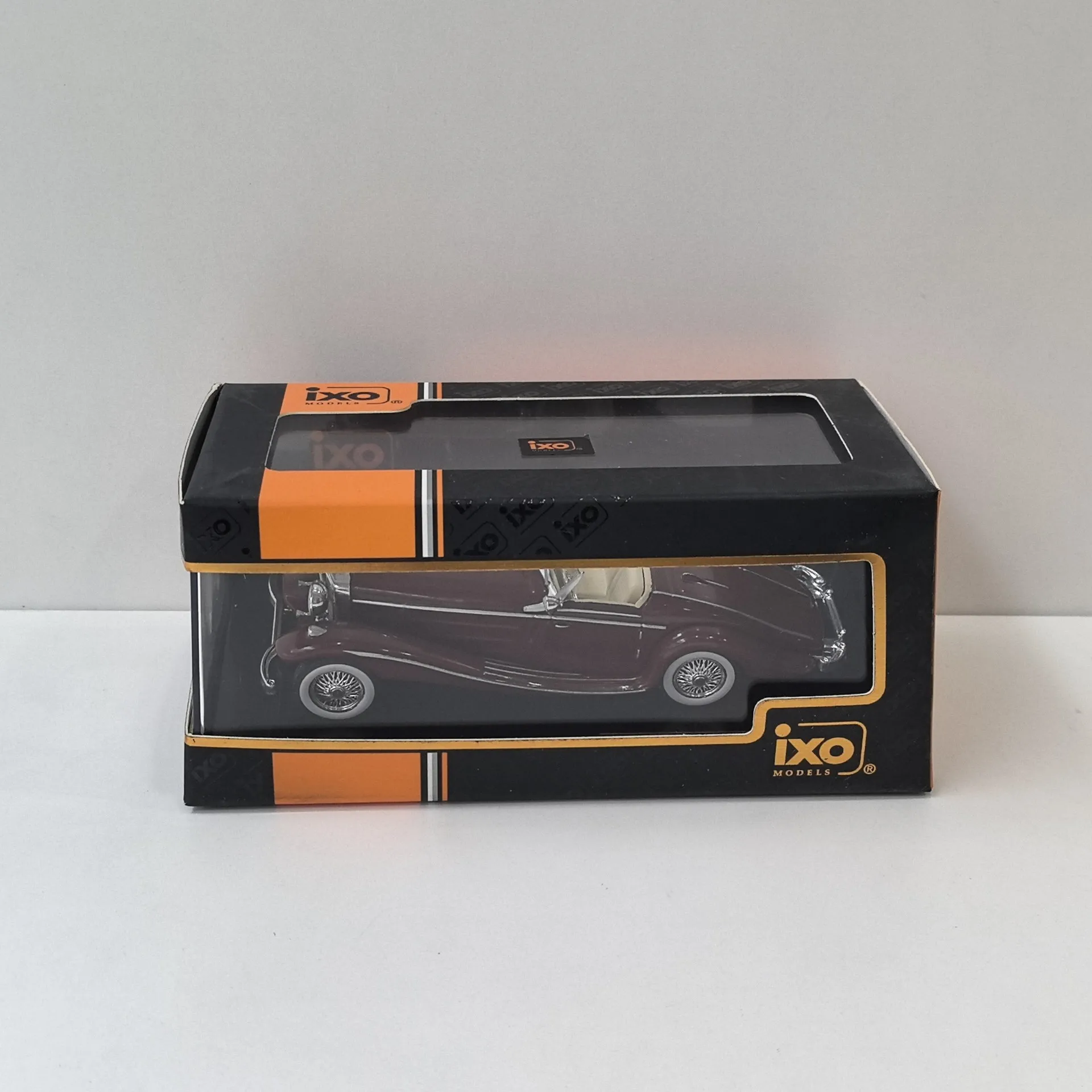 

Литой под давлением IXO масштаб 1/34, BENZ 540K 1976, модель автомобиля из сплава, Коллекционная игрушка, подарок, сувенир, украшение для дисплея