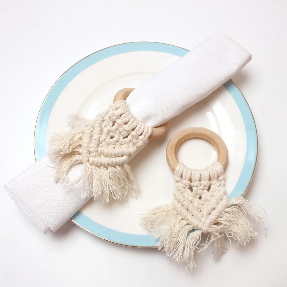 

6PCS Cotton Rope Fringe Wood Napkin Rings,Wedding Home Decor Handmade Boho Chic Napkin Buckles,Rustic Farmhouse Napkin Holder