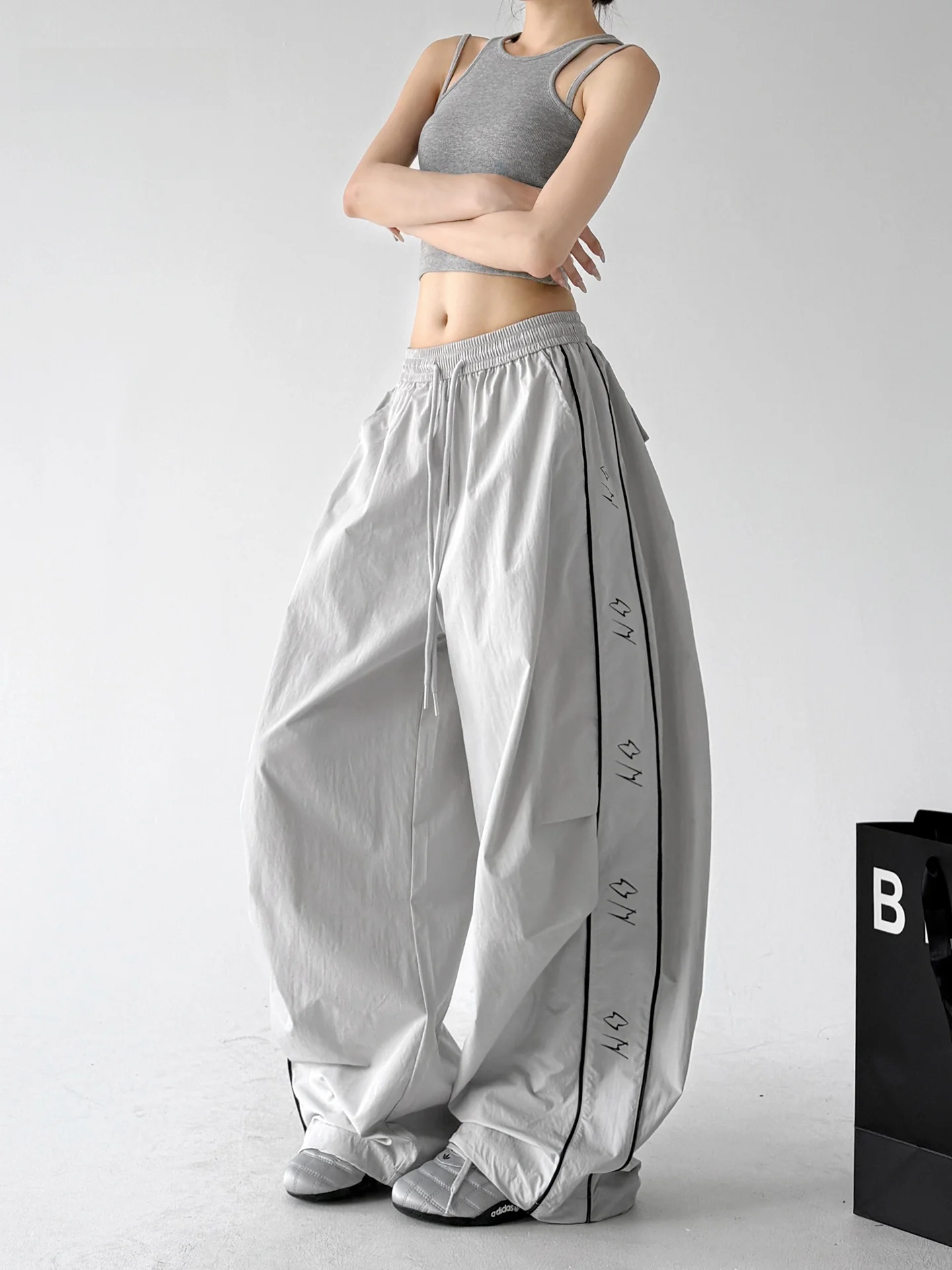 

Grey Simple Sport Pants Women's High Waist Wide Leg Loose Slimming Letter Print Casual Trousers Commute Style Polyester Fabric