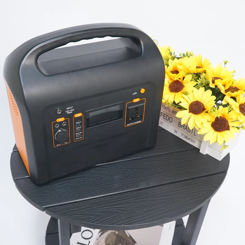 Wholesale Multifunctional Portable Solar Generator 500W 1000W 2000w  Solar Power Station 220V Solar Generator
