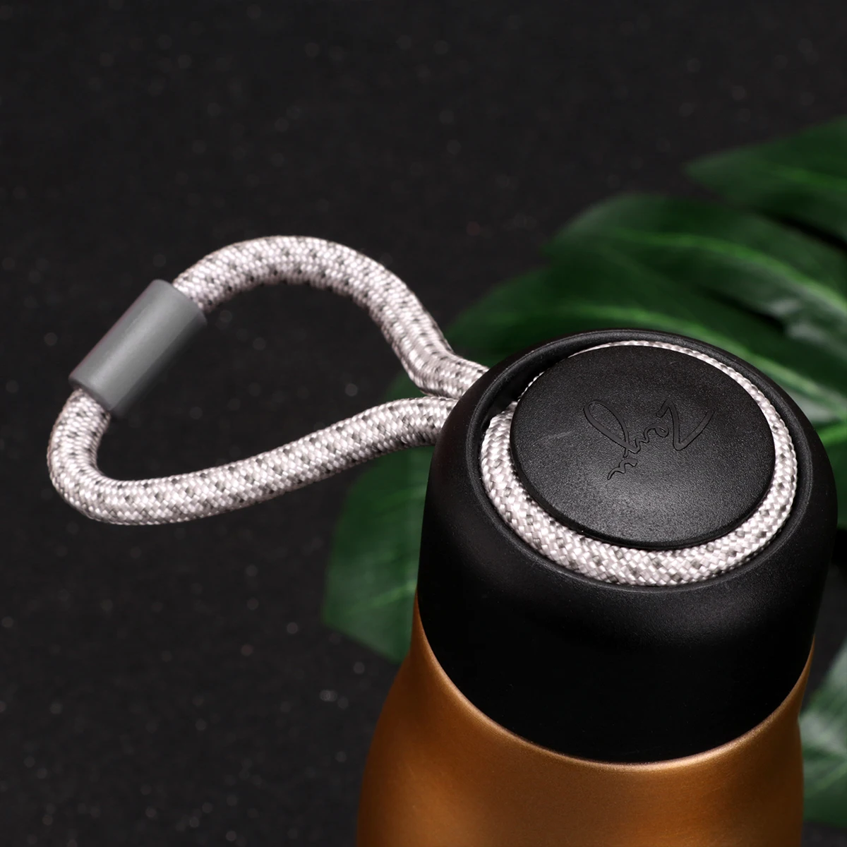 

450Ml Stainless Steel Insulation Cup Water Bottle Kettle For Sports Outdoor Bodybuilding Cycling Large Capacity Juice Tea Milk