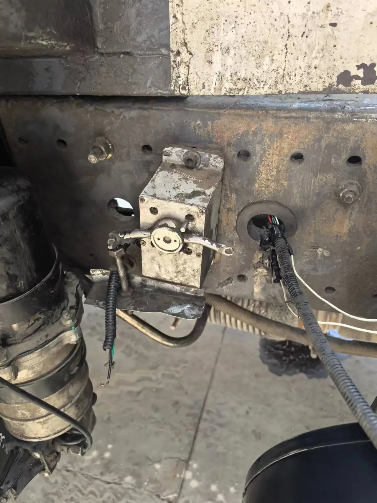36A59D-08510 Ferndrosselklappensteuerung – Kompatibel mit Hualing/Dongfeng & Schwerlast-LKWs, Präzise Geschwindigkeitsregelung & OE-Ersatz – Detail 1
