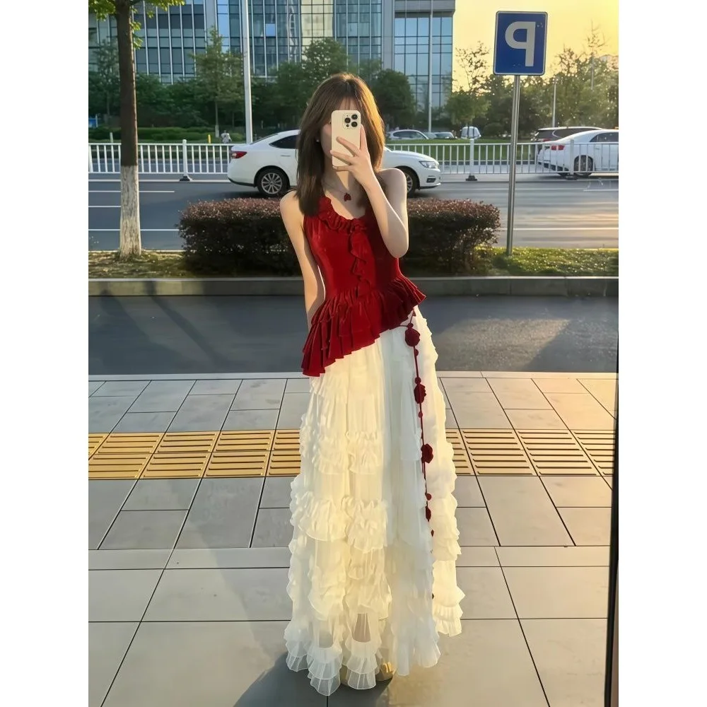

2026 New Summer Style Outer Wear Red Halterneck Sleeveless Camisole Top Fashion Super Fairy Skirt Slimming Suit