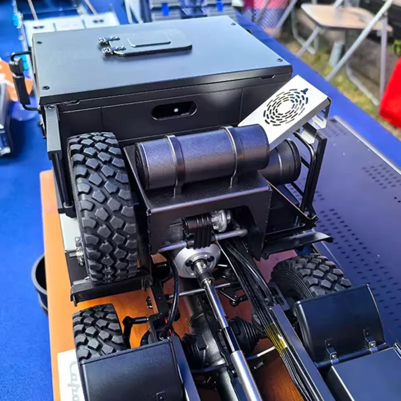 CAPO TATRA también arrastrado 1/18 CUB3 Control remoto eléctrico todo Metal vehículo todoterreno vehículo de escalada tarjeta militar 8*8