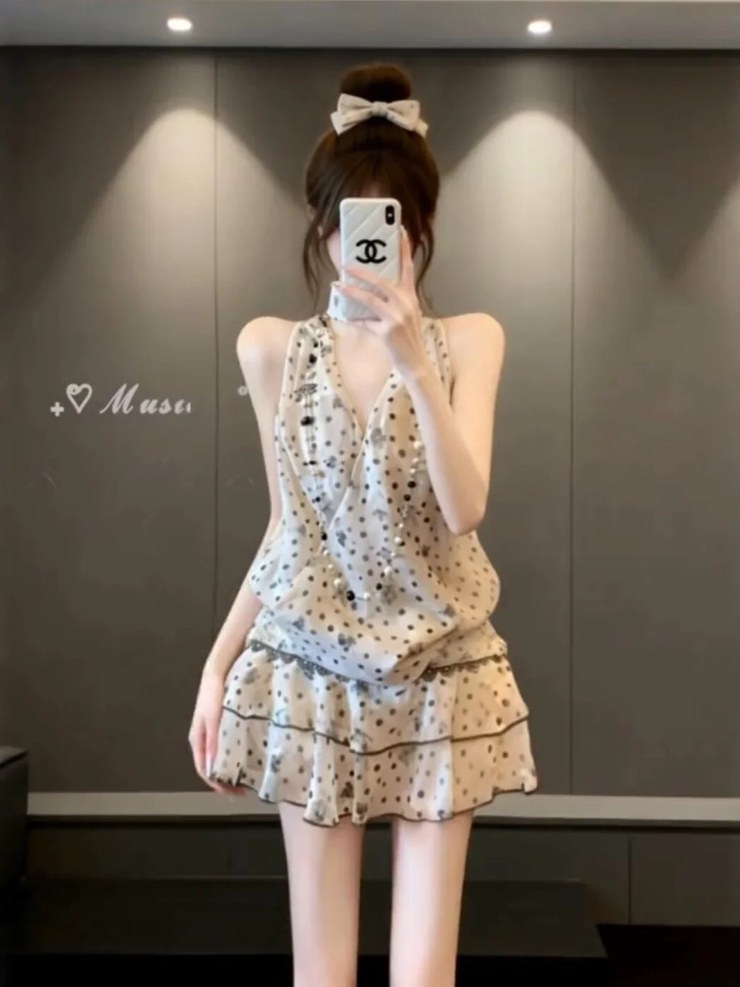 

Retro Polka Dot Halter Neck Sleeveless Top High Waist Half Skirt Set Women Summer New High Mannerly Dressing Fashion Set
