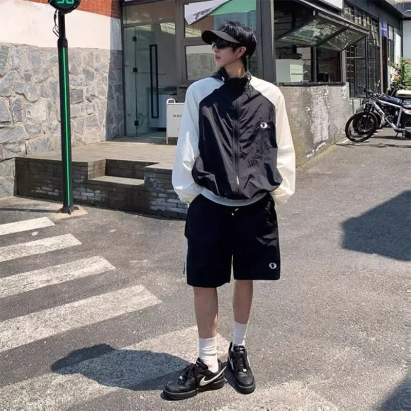 

Men's Trendy Summer Outdoor Set Hooded Jacket Quick Dry 5 Inch Shorts Sun Protection Casual Cool Style Two Piece