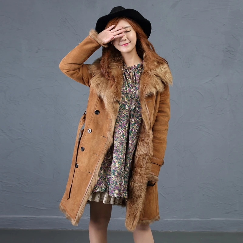 2019 Winter Ladies' Genuine Natural sheepskin  Fur Coat Jacket with  Fur Collar Women long Fur Outerwear Coats Jacket