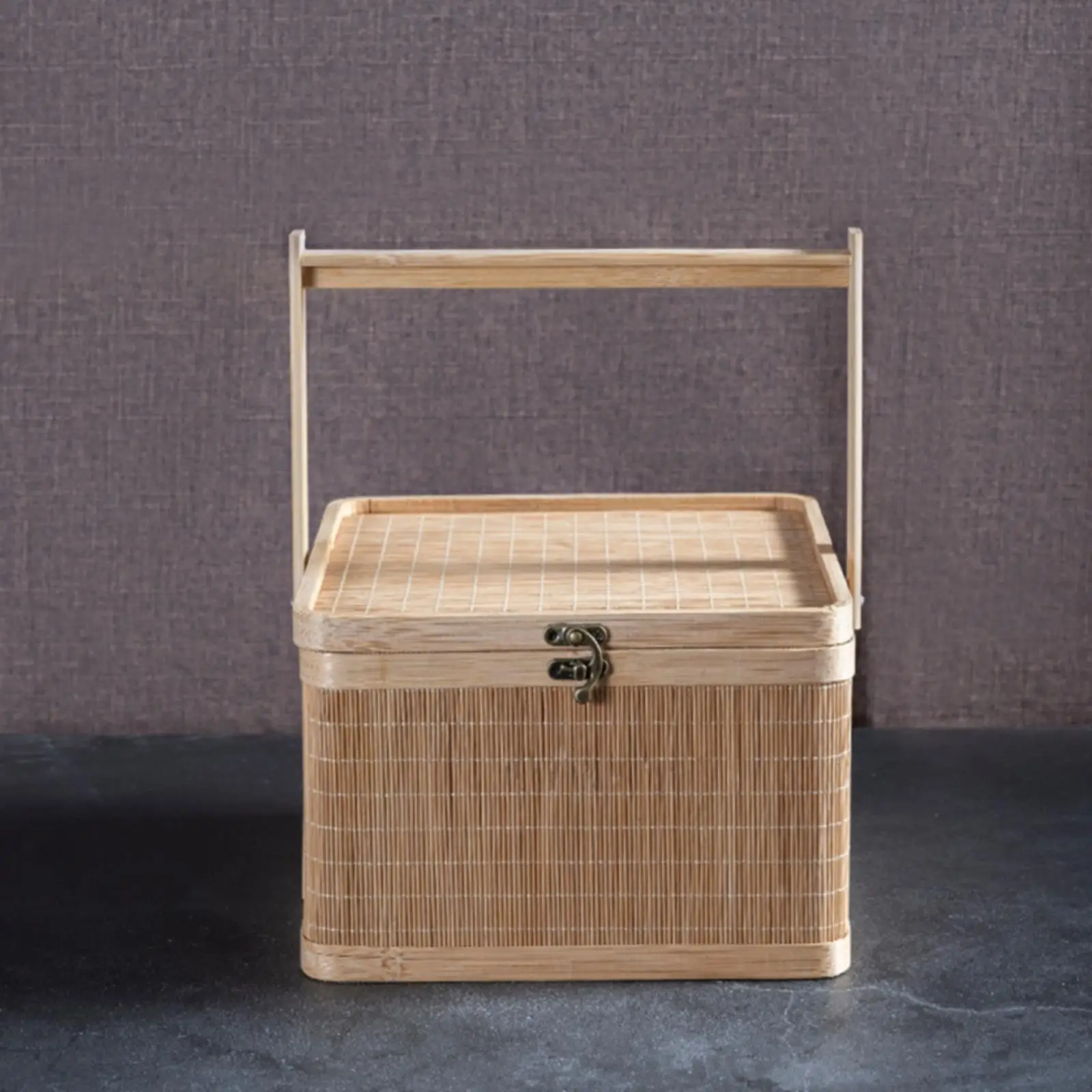 Square Bamboo-Woven Basket with Lid Sturdy Woven Bamboo Basket with Metal Clasp Rigid for Food Display, Holiday Packaging