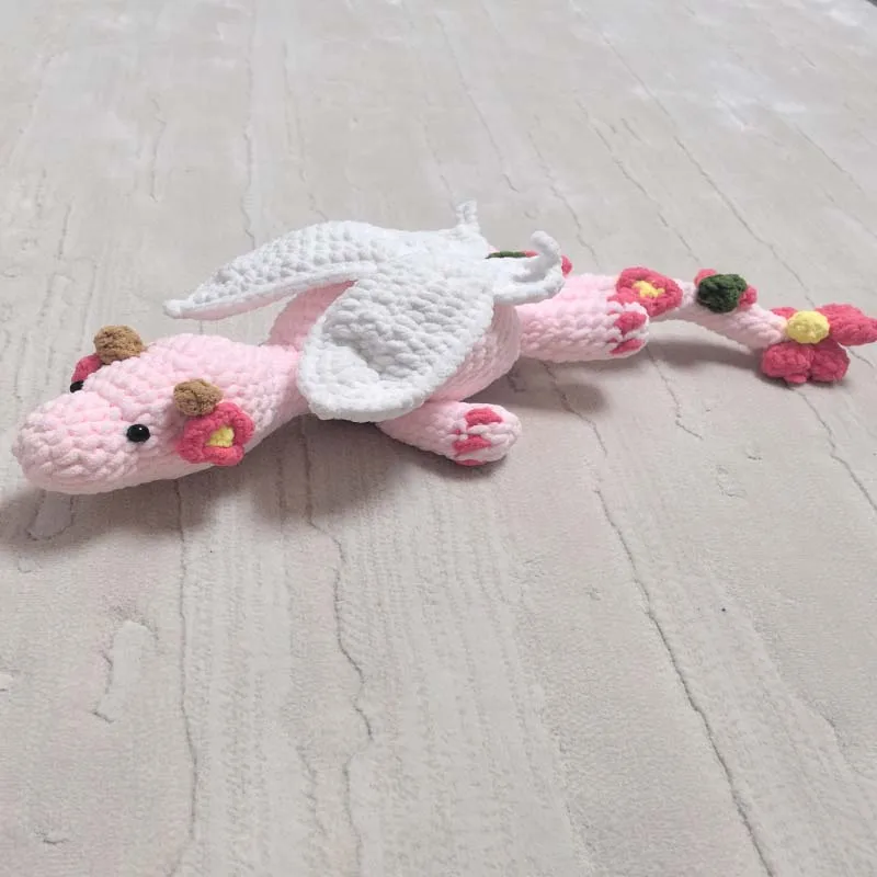 Peluche drago fatto a mano all'uncinetto, bambola drago fiore morbido per decorazioni per la scuola materna del bambino, regalo per bambini, regalo di compleanno, regalo per la doccia del neonato