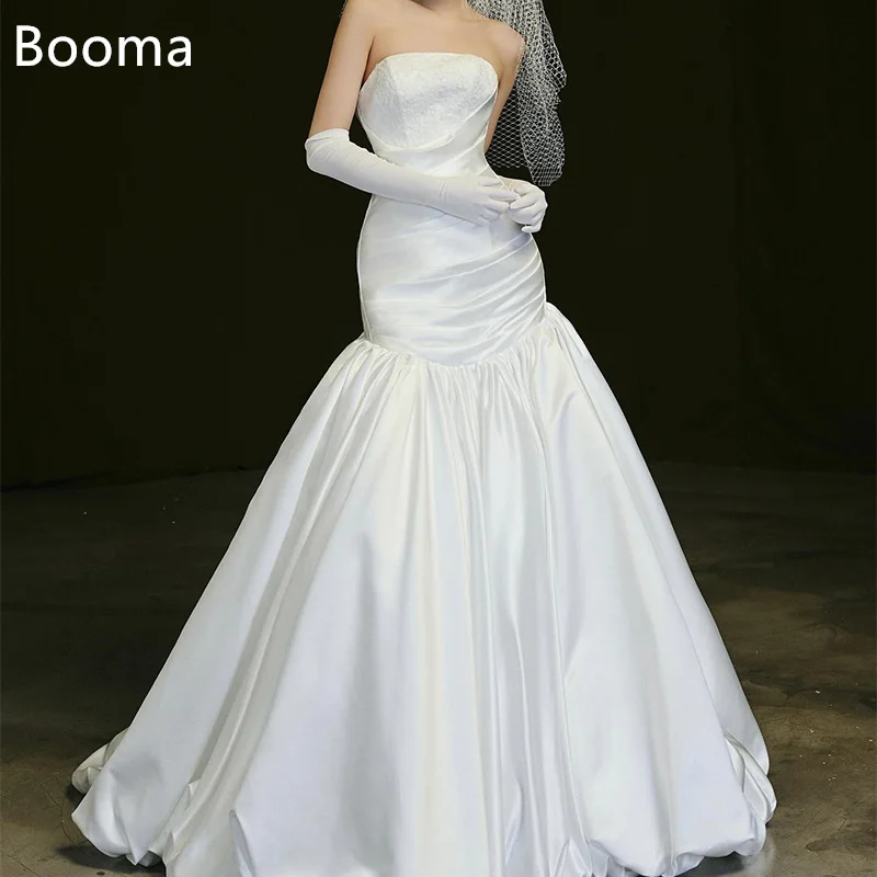 

Booma Mermaid Strapless Pleat Lace Satin Sleeveless Simple Wedding Dresses Long Ivory CorsetElegant Brides Gown Custom Made 2025