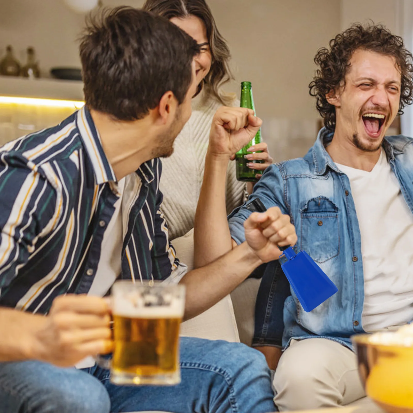 مقبض جرس البقر صانع الضوضاء بصوت عالٍ للأحداث الرياضية لكرة القدم والحفلات المدرسية والمزرعة استخدام أجراس البقر المعدنية الهتاف جرس البقر