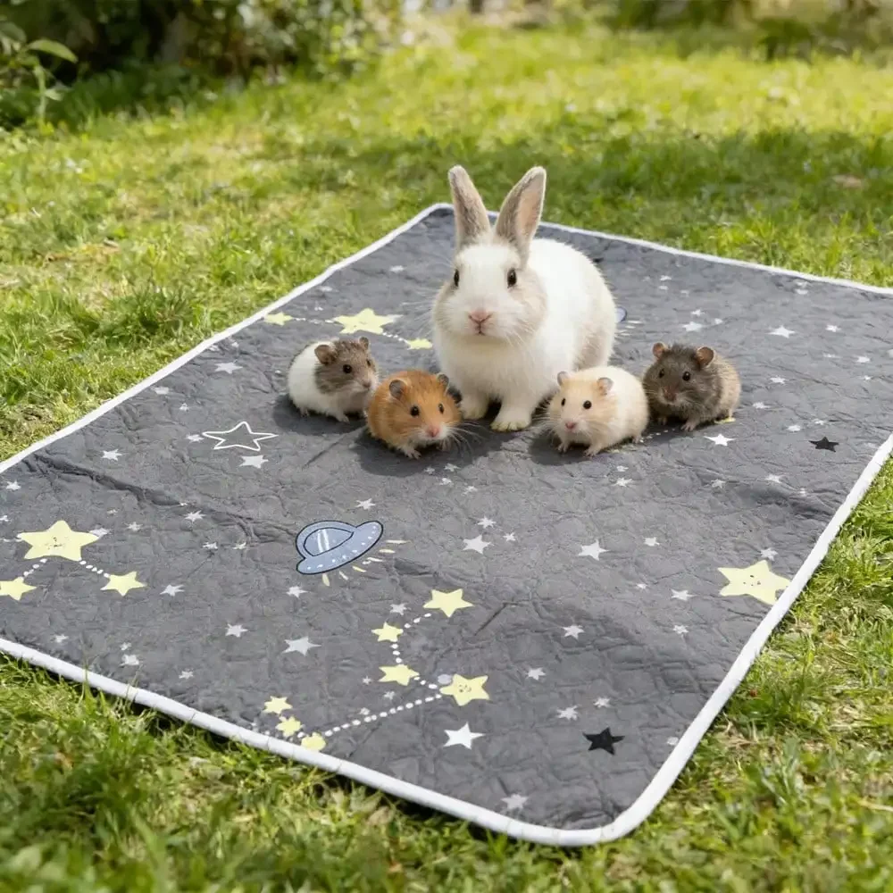 Random Print Washable Pee Pad for Pet Rabbit Hamster Small Animal Reusable Leakproof Urine Mat Cage Liner Potty Training Bedding
