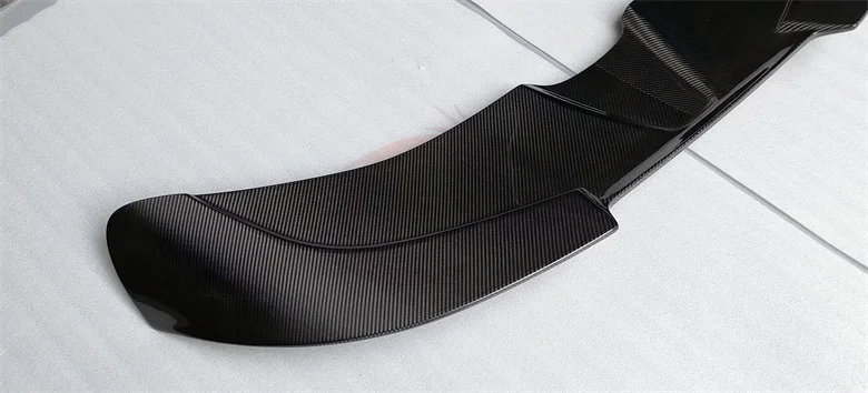 Spoiler posteriore in fibra di carbonio a secco per spoiler stile aggiornamento 720S Spoiler per auto in fibra di carbonio a secco