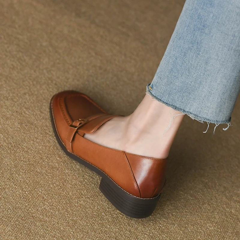 

Spring Autumn Slip On Women Simple Shoes British Daily Flats Cow Split Leather Flat Shoes Vintage Buckle Loafers Women Flats