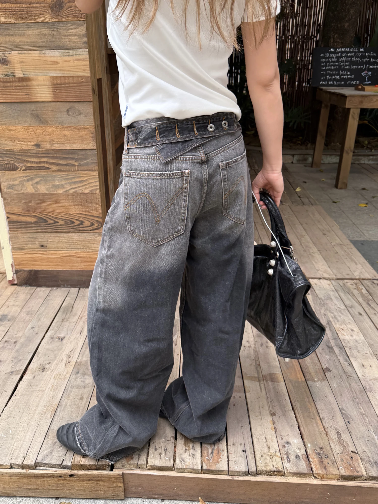 

Джинсы женские свободного прямого кроя с эффектом потертости, повседневные длинные брюки с парижским дизайном на пуговицах, удобные джинсовые штаны