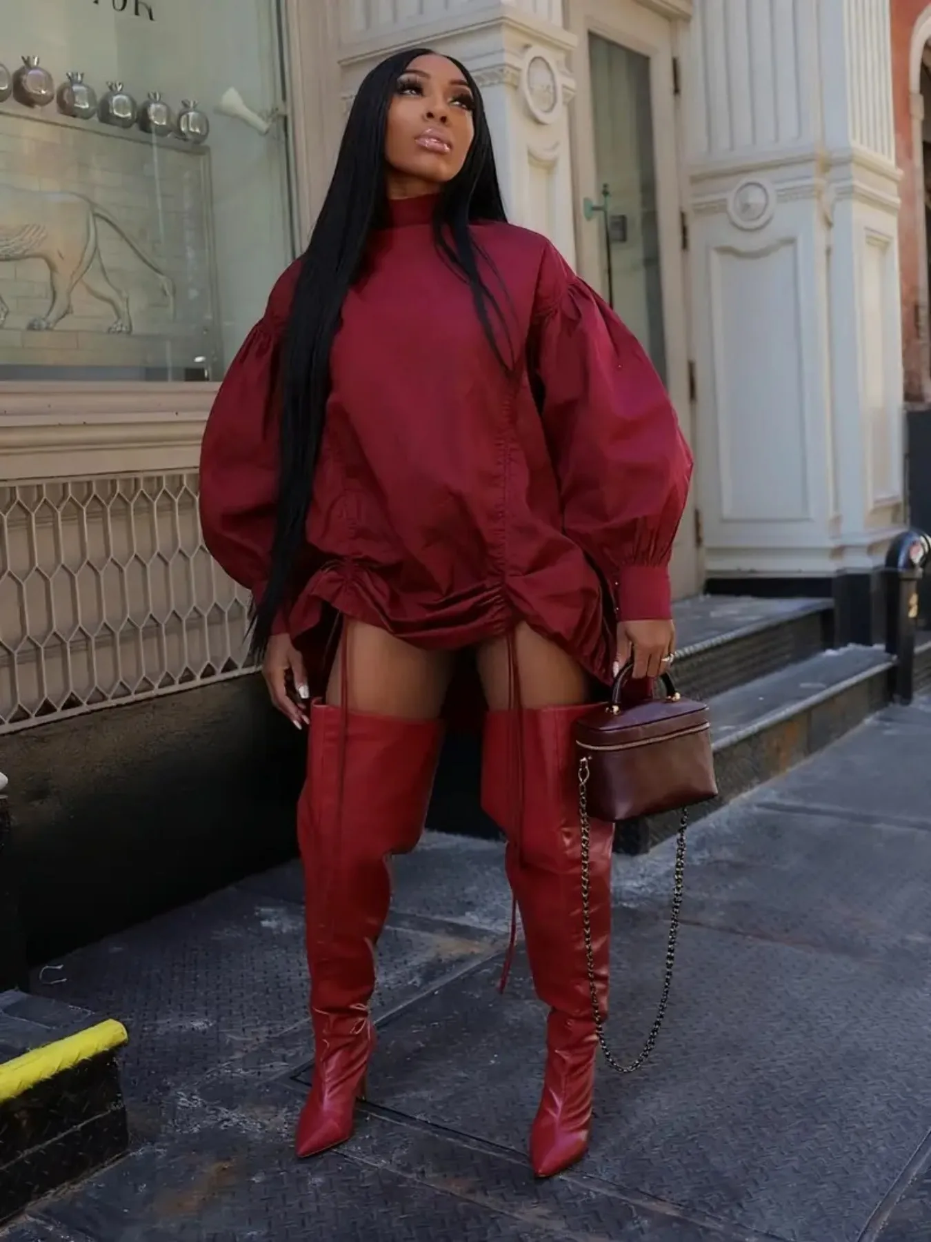 فستان نسائي بأكمام طويلة ورقبة عالية كاجوال ضيق ومثير للحفلات الليلية فستان قصير مطوي