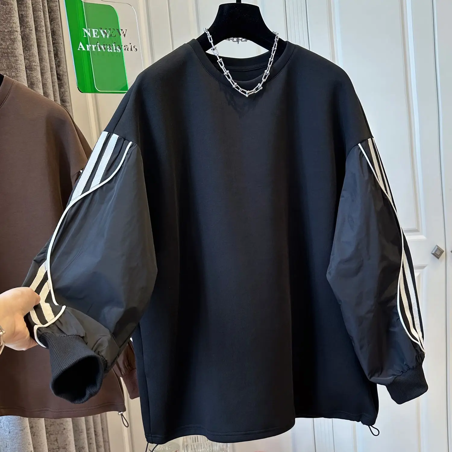 

Loose Long Sve round Ne T-irt Men's Large Size Spring Autumn Striped Patchwork Sweatirt Coat Youth Faion Casual Wear