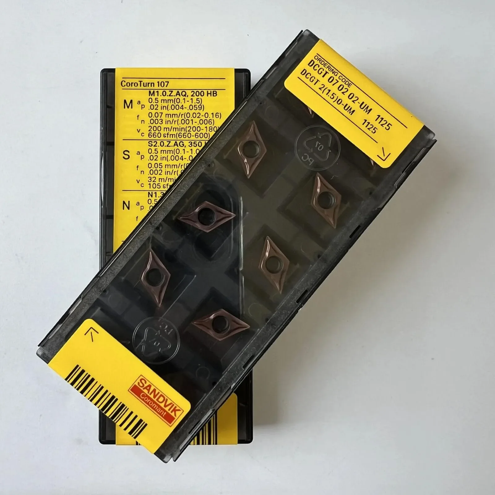 

Original SANDVIK / DCGT070202-UM 1125 / Hard alloy CNC Blade 10 Pcs