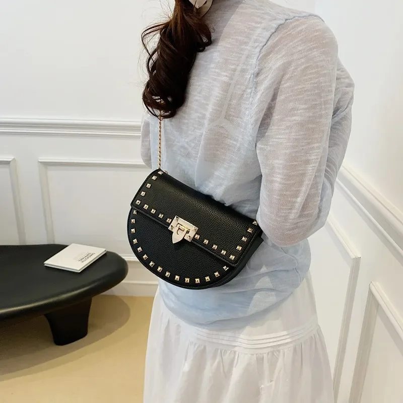 

Women's Fashion Rivet Small Shoulder Bag Versatile Chain Saddle Design Popular Ladies Accessory