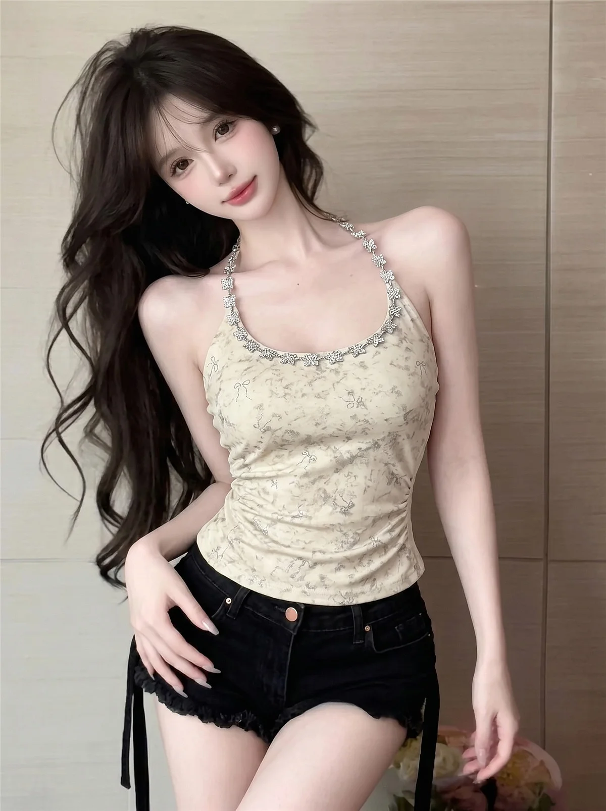 

Sweet And Spicy Women's Summer Neck Hanging Strap Top Outdoor Wear Slim Fit Backless Chain Decoration Vest Shirt