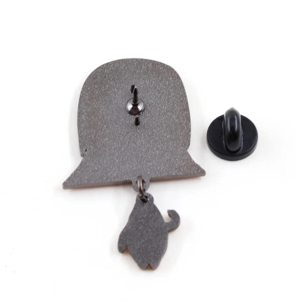 شخصية كرتونية Kasuga Ayumu بروش لطيف مخلوق تشيو الأب قلادة Azumanga Daioh أنيمي شارة صديق هدية ملحق دبوس