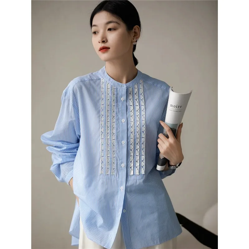 

Slimming Flesh-covering Stand-up Collar Stitched Hook-and-loop Pattern Slimming Hollow Embroidered Lace Striped Shirt