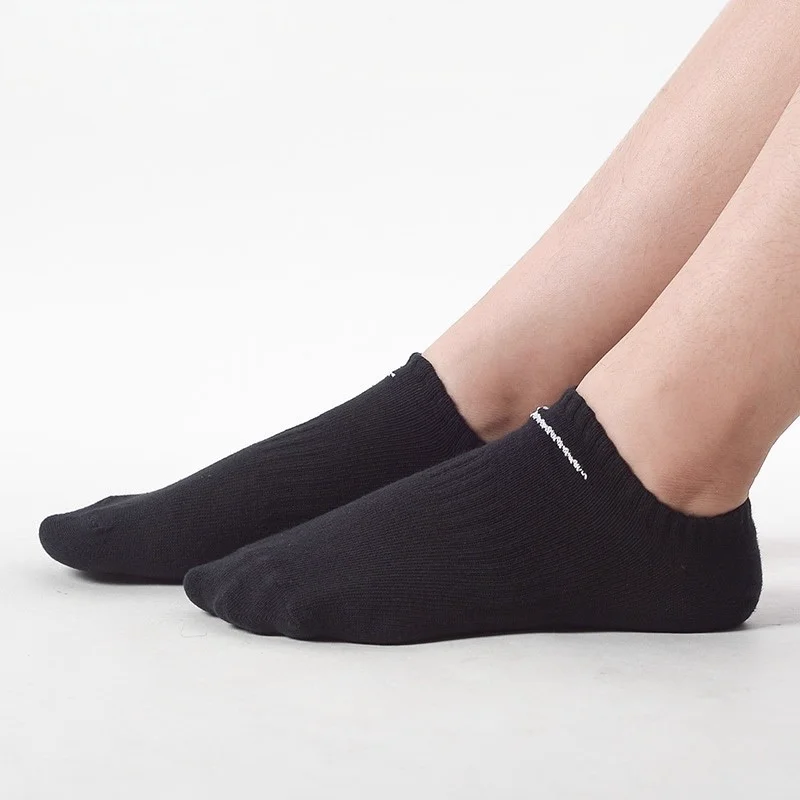 

Удобные дышащие короткие носки Nike Outdoor Comfort унисекс, комплект из 3 предметов, черные SX7678-010