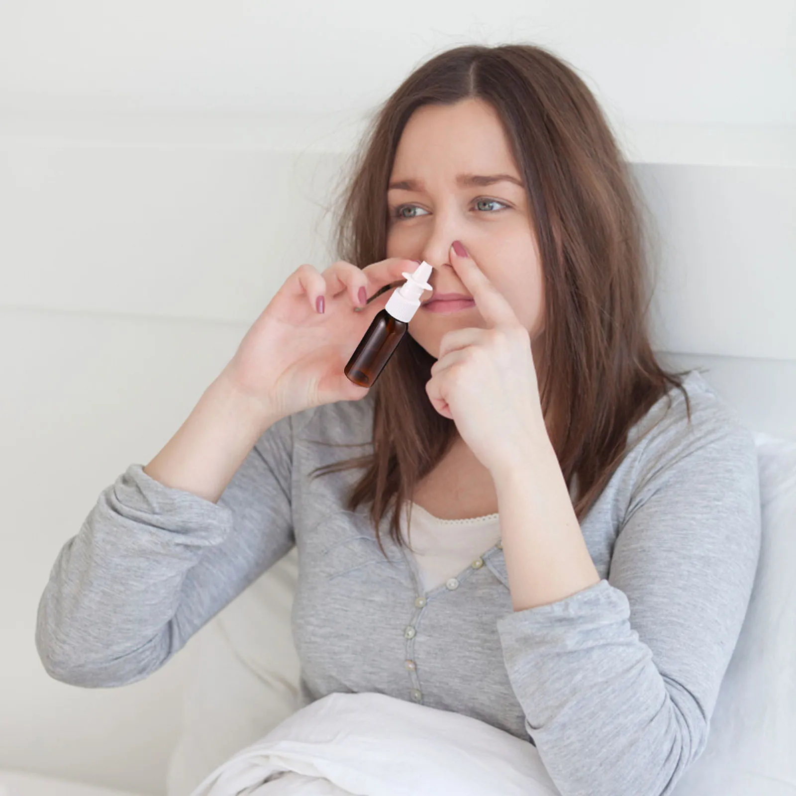 8 個の空の鼻スプレーボトルファインミストスプレーラウンドショルダーボトル水香水用軽量ポータブル小型