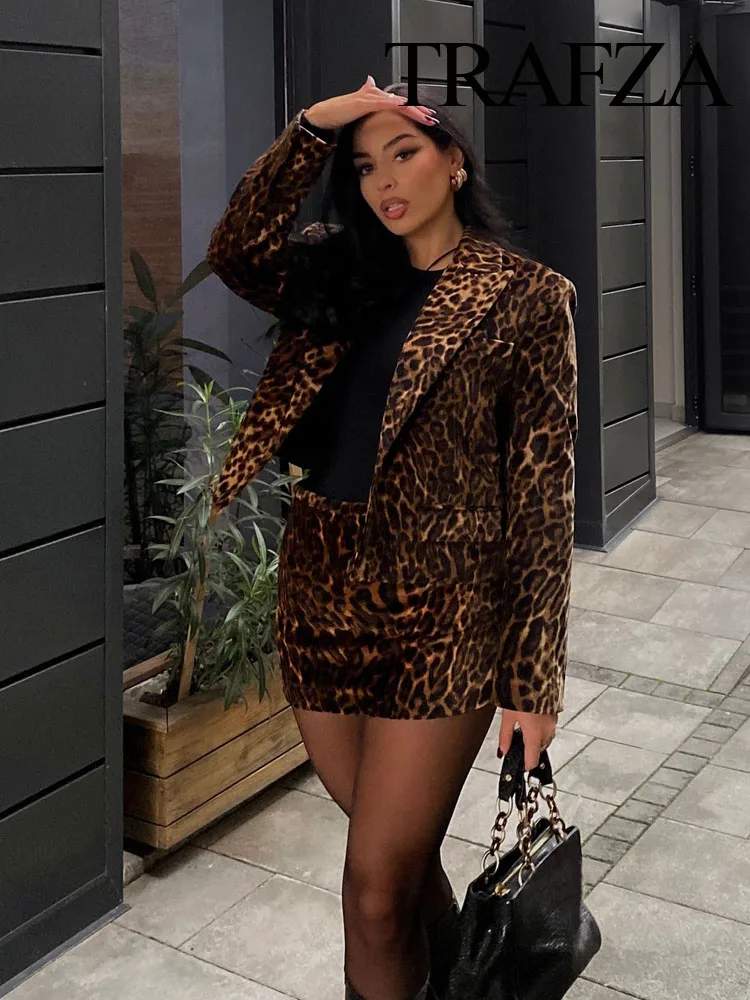 TRAFZA Damski 2-częściowy zestaw Moda Leopard Print Lapel Pocket Decorate Casual Short Coat + High Waist Side Zipper Slim Mini Skirt