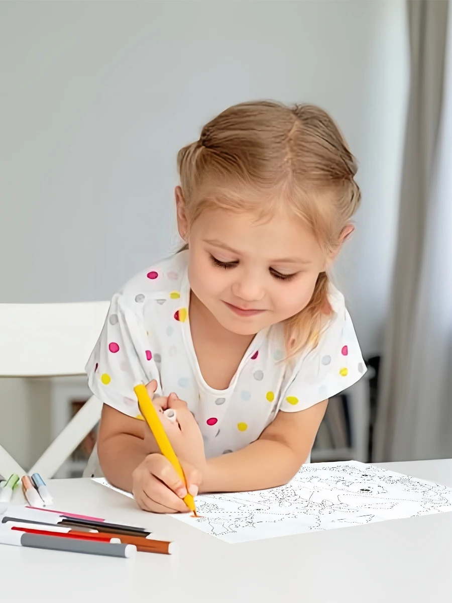 Children's Creative Coloring Book Set: Four Themes, Exquisite Patterns, Inspiring Unlimited Imagination