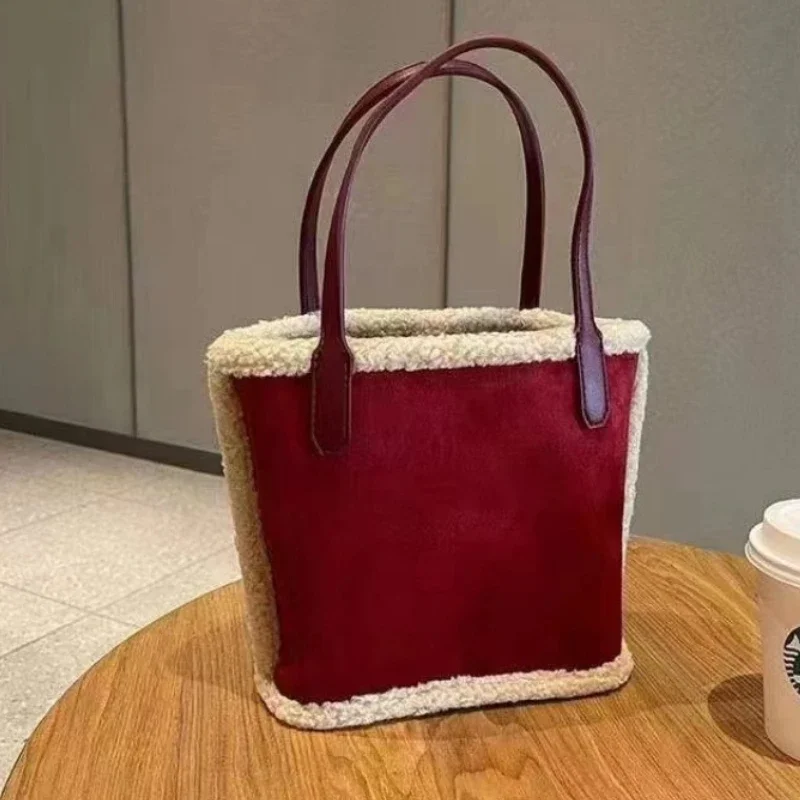 Autumn Winter New Large Capacity Plush Tote Bags Fashion Vintage Casual Fleece Commuting Shopping Purses and Handbags for Women