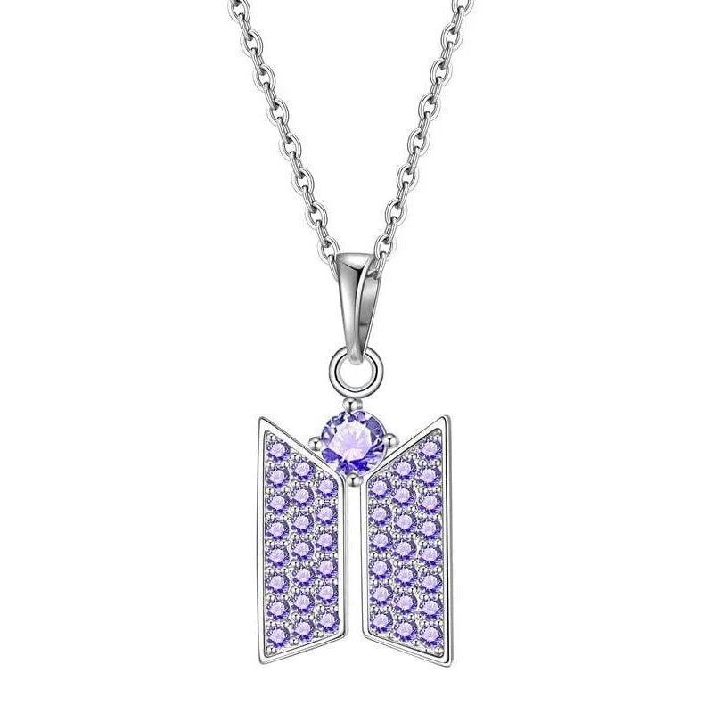 

Silver Color Pendant Necklace with Zircon Studs Jewelry Gift for Women Fashionable Elegant Jewelry Accessory