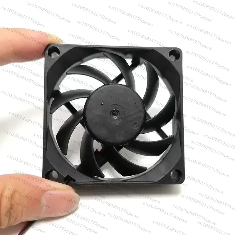 1PCS for TT 7015 7CM Fan 3 Wire Speed Measurement Ball Bearing for TT-7015A B701512H 12V 0.30A Cooling Fan