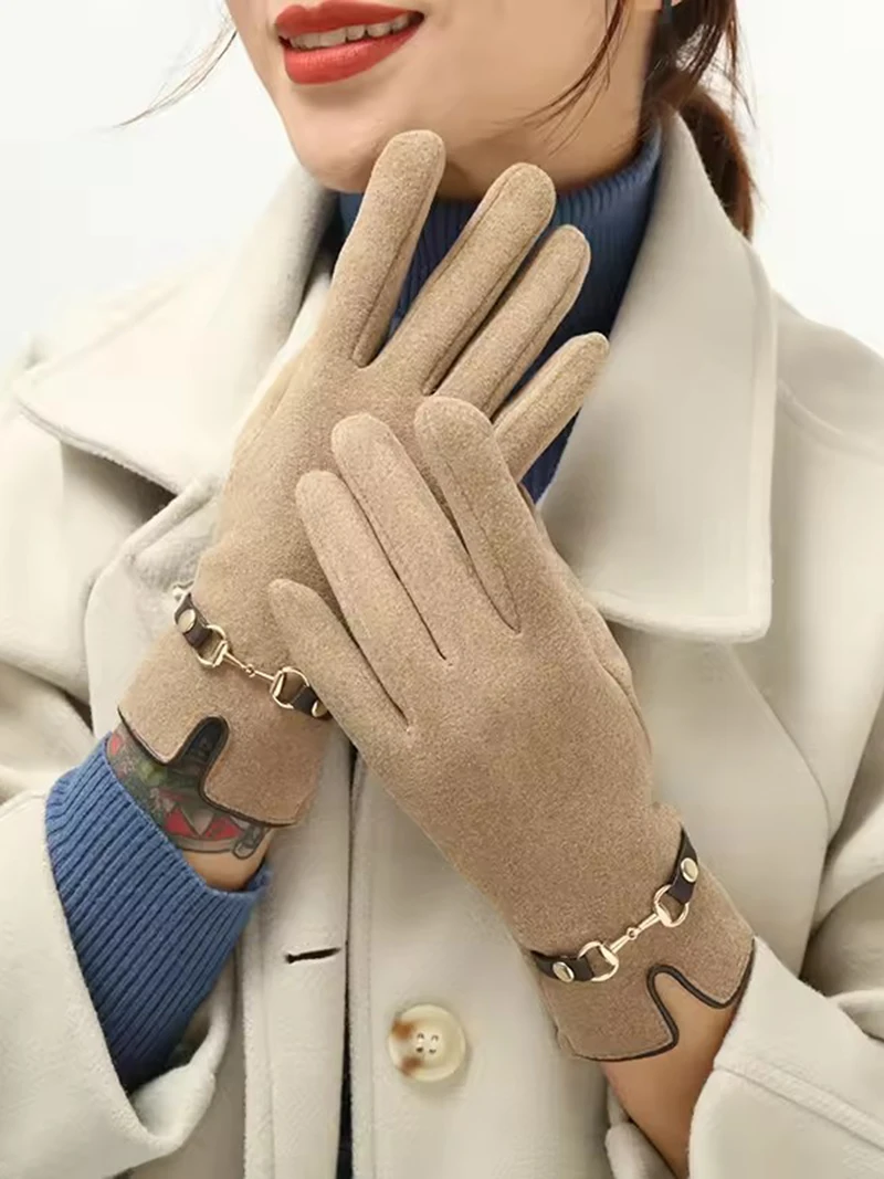 AliExpress NONE Derong Gloves Women's Winter Velvet Warm Metal Chain Embellishment Suitable for Driving and Cycling a Pair of Touch Screen Glove